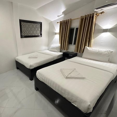 Downtown Hostel Luang Prabang Esterno foto