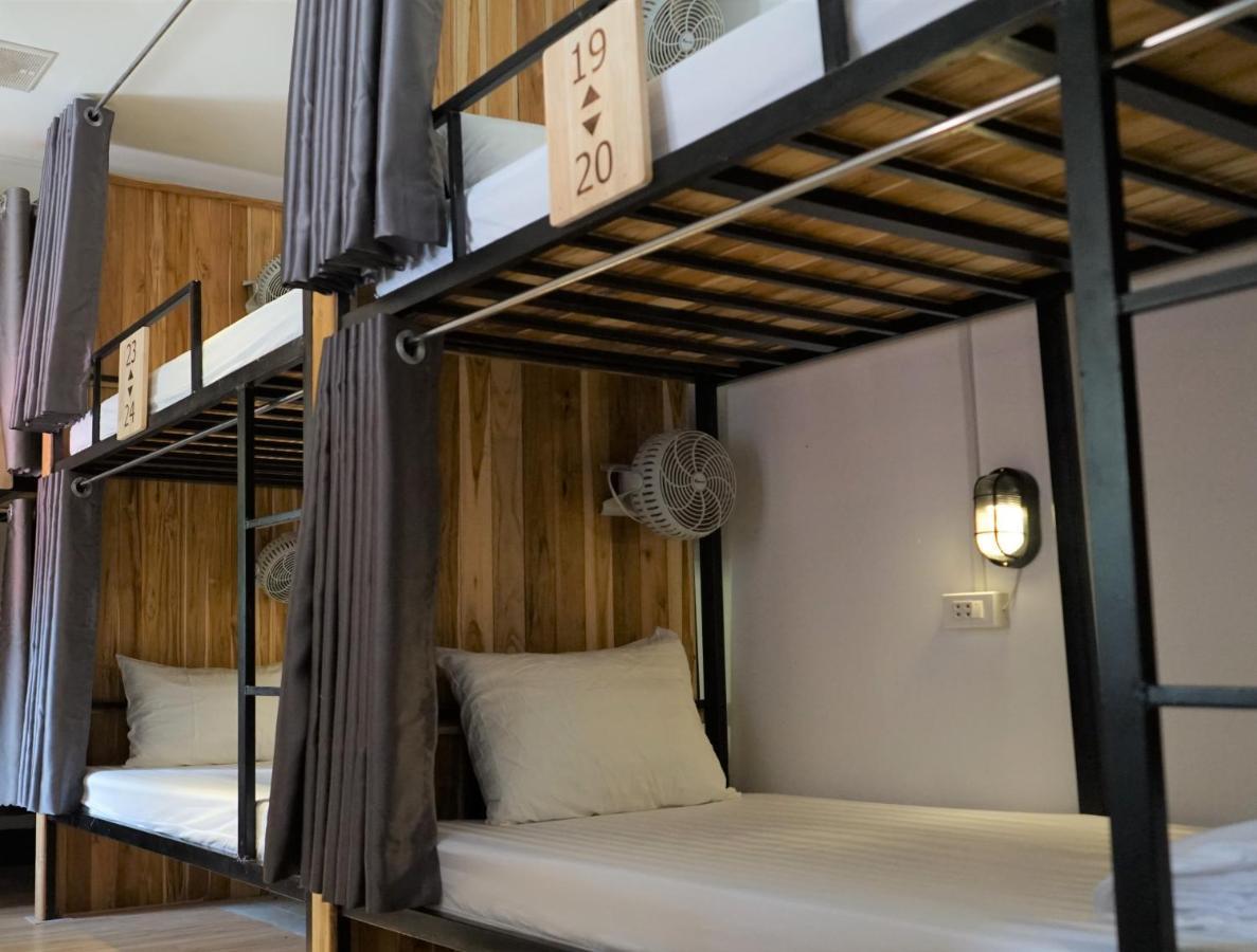 Downtown Hostel Luang Prabang Esterno foto